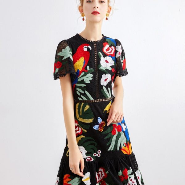 Women's Runway Dresses O Neck Short Sleeves Embroidery Elegant High Street Fashion Casual Dresses