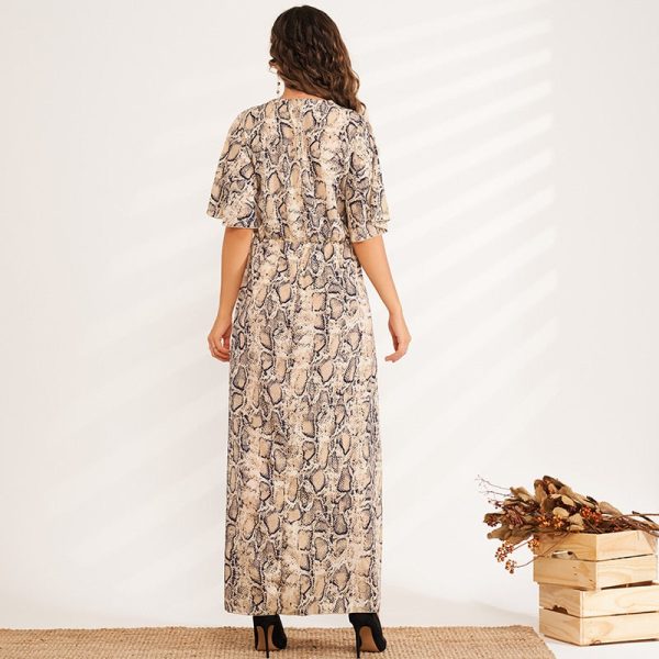 Alternative view of Print Loose Elastic Waist Flared Sleeves V-neck Long Sweet Big A-line Dress
