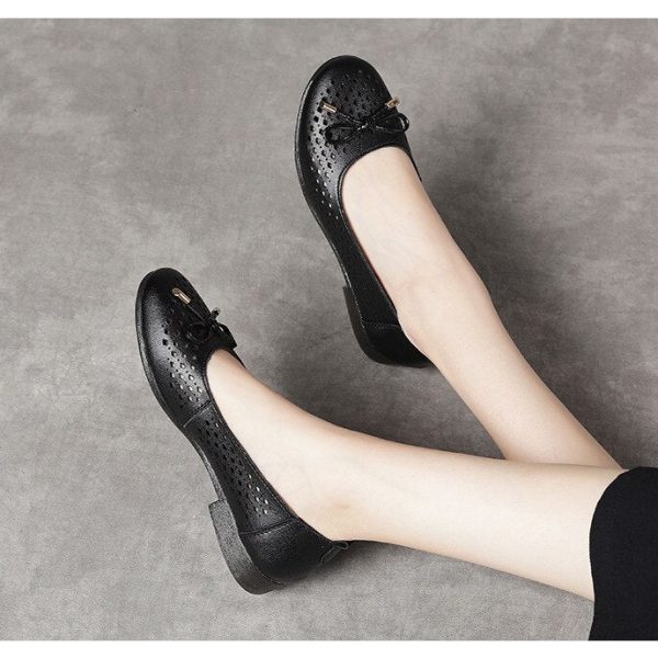 Summer Women Hollow Genuine Leather Mom Shoes Comfortable Flats Nurse Casual Slip-on Ballet Flat Loafers