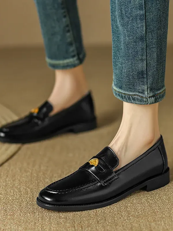Women's Round Toe Leather Loafers Low Heel Leather Shoes
