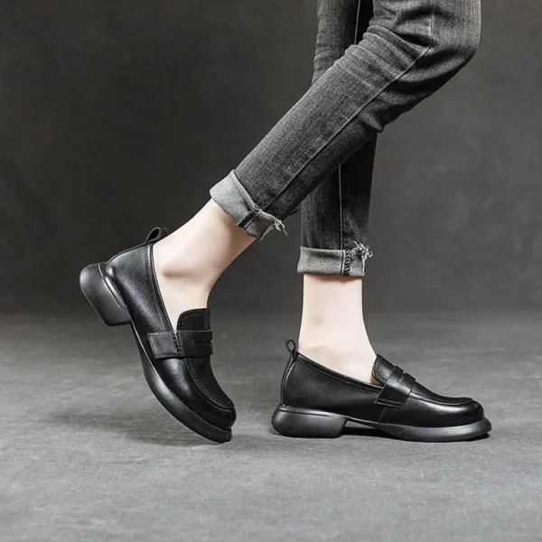 Cowhide Soft Sole Soft Surface Single Shoes Women's Retro Loafers