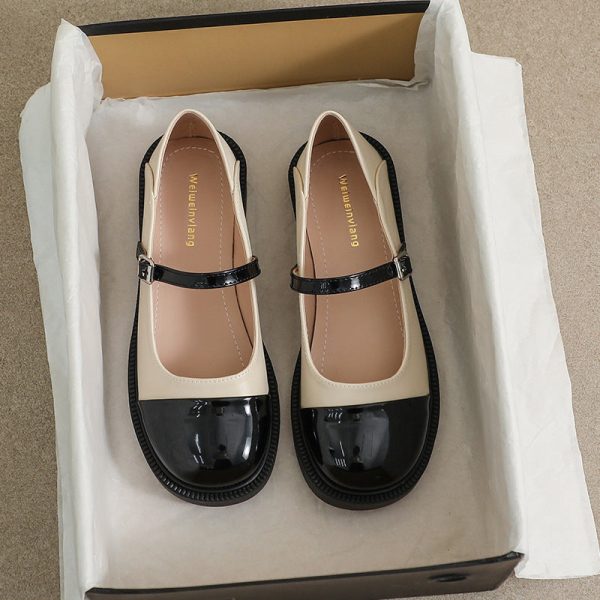 Color Matching Black and White Square Toe Retro Chunky Heel Shoes  Women's Shoes