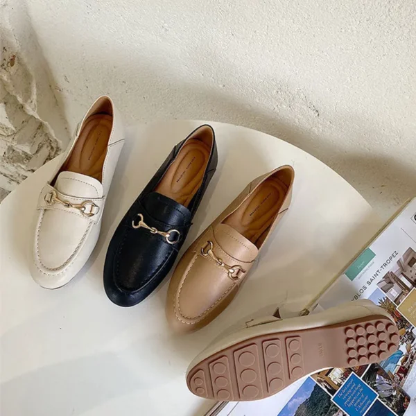 Alternative view of Women's Simple and Comfortable Baotou Leather Loafers