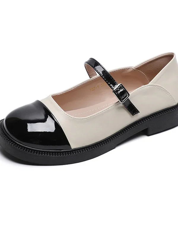 Color Matching Black and White Square Toe Retro Chunky Heel Shoes  Women's Shoes