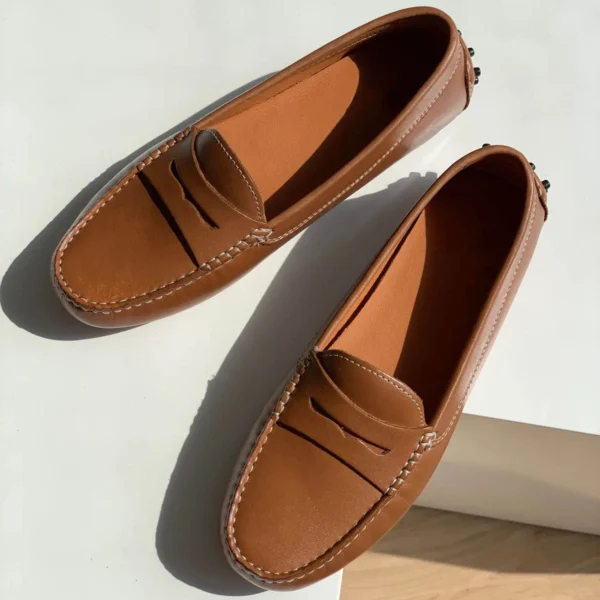 Women Vintage Slip On Flat Shoes Low Heel Genuine Leather Loafers