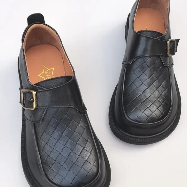 Front Buckle Retro Leather Wide Toe Box Loafers Loafers