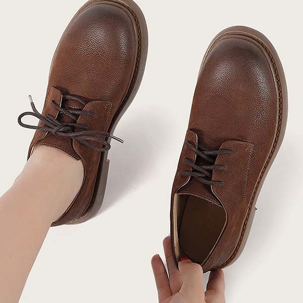 Alternative view of Spring Retro Leather Shoes Flat Shoes