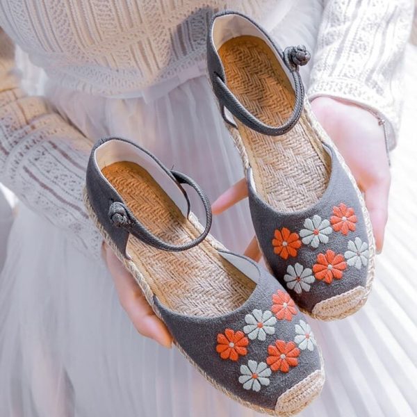 Handmade Daisy Embroidery Comfortable Flat Shoes Flat Shoes