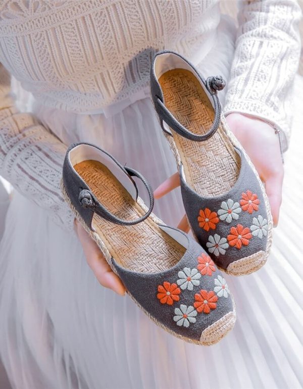 Handmade Daisy Embroidery Comfortable Flat Shoes Flat Shoes