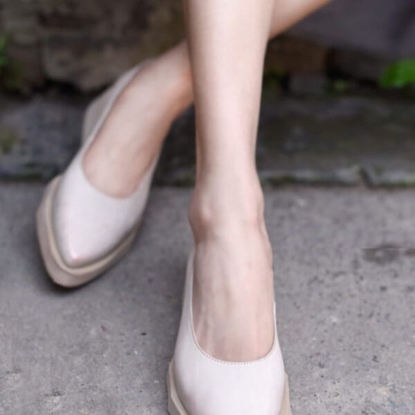 Alternative view of Handmade Retro Leather Flat Point Toe Pumps Flat Shoes