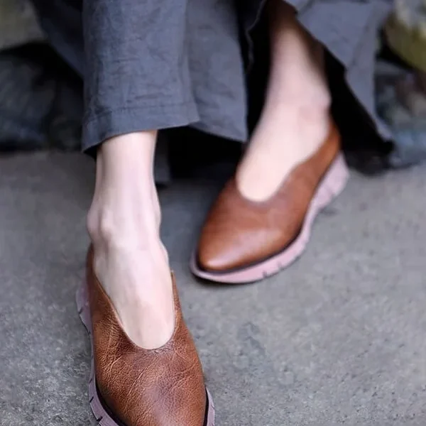 Handmade Retro Leather Pointed Walking Shoes Flats Flat Shoes