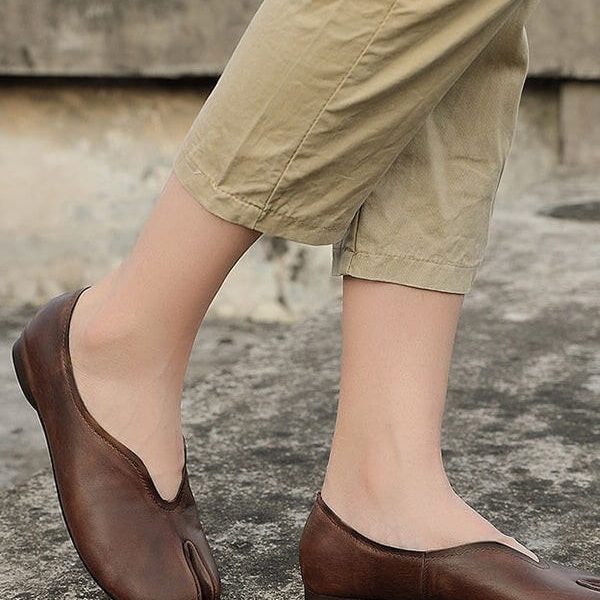 Alternative view of Retro Fashion Split Toe Leather Flats Flat Shoes