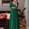 Plus Size Sequin Evening Dress Deep V-Neck 3/4 Sleeve Floor-Length Party Gown