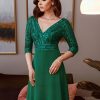 Plus Size Sequin V-Neck 3/4 Sleeve Evening Dress