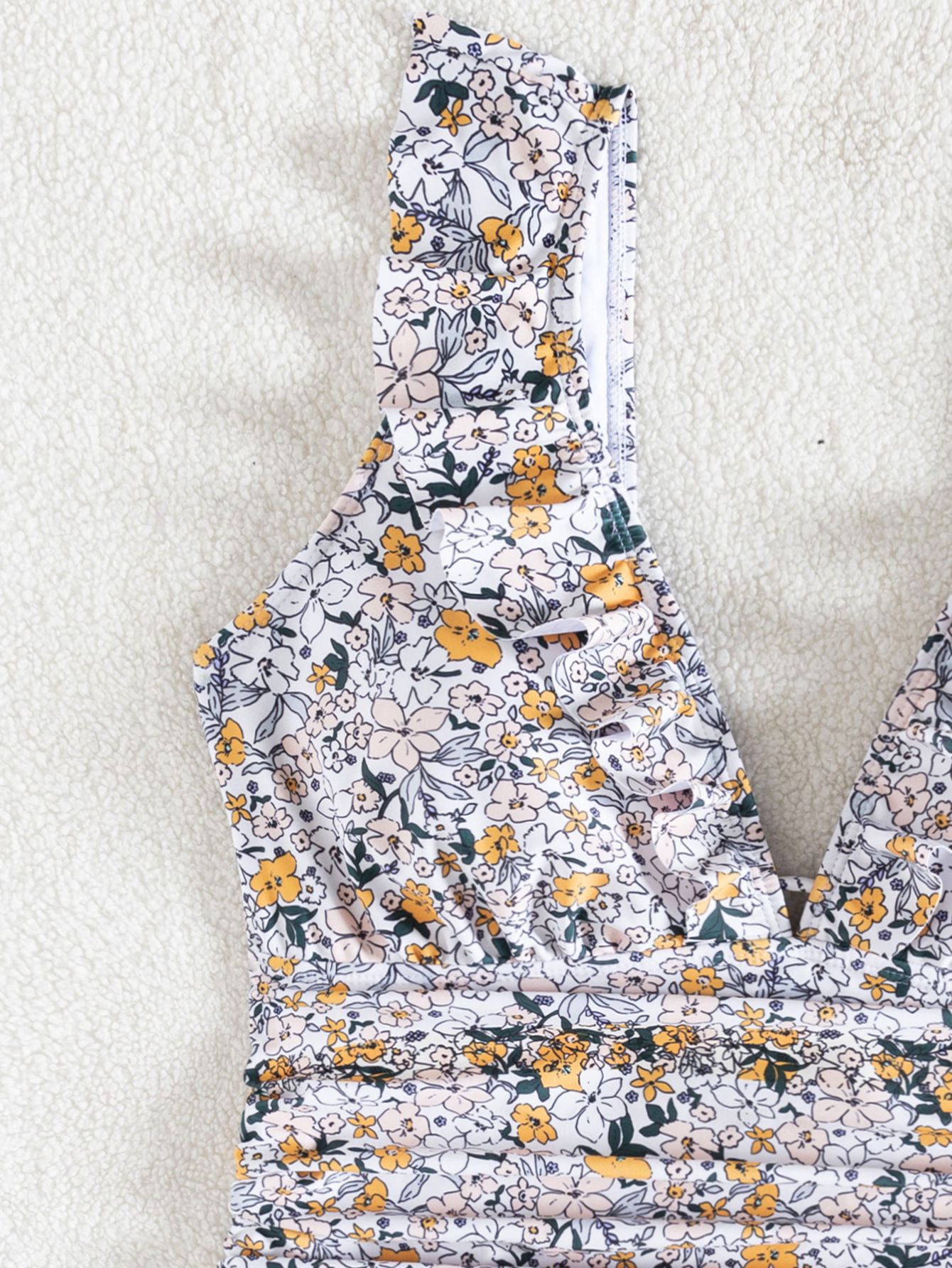 Plus Size Women's Floral One Piece Swimsuit Deep V Ruffle Open Back Tie Padded No Underwire