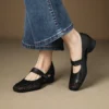 Women's Casual Cutout Leather Low Thick Heel Round Toe Sandals