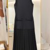 Elegant Summer Sleeveless Crewneck Rhinestone Pleated Midi Knit Dress