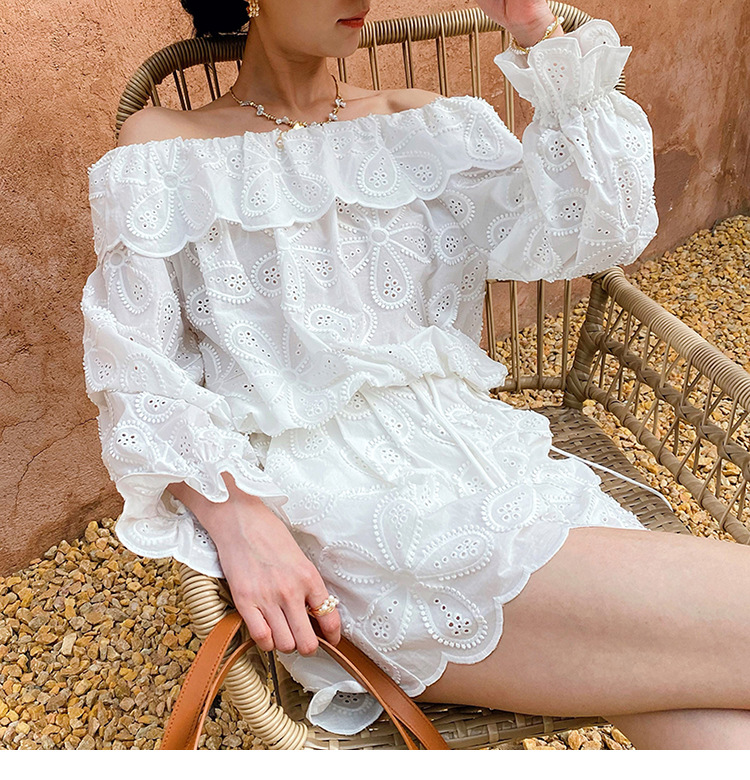 Women's French Embroidered Shorts Floral