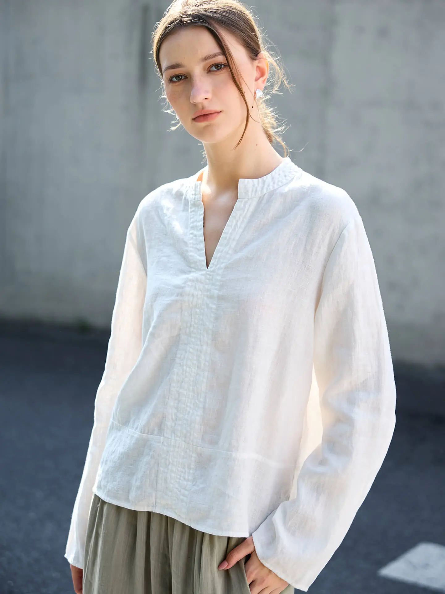 Minimalist Breathable Linen V Neck Long Sleeve Blouse