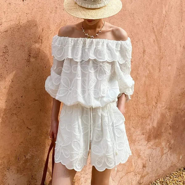 Women's French Embroidered Shorts Floral