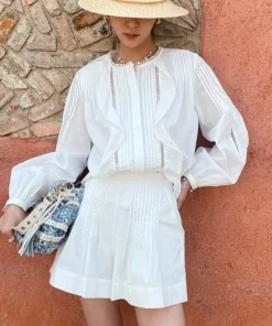 Women's French Retro Elegant White Cotton Pleated Shorts
