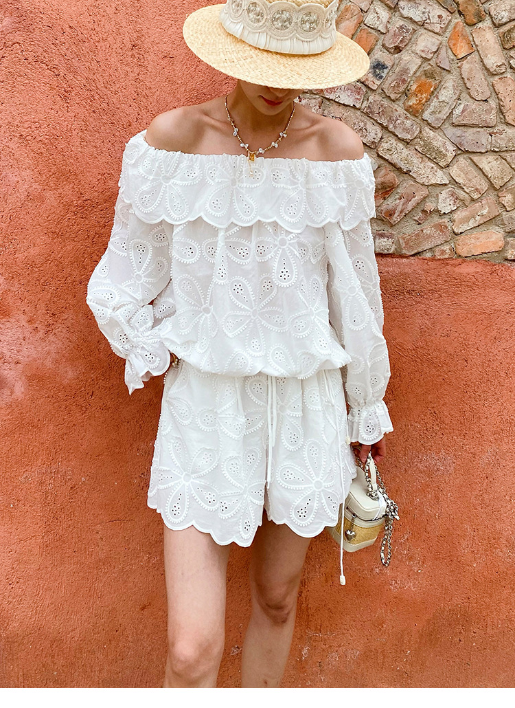 Women's French Embroidered Shorts Floral