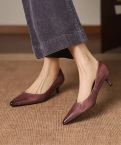 Women's Pointed Toe Kitten Heel Genuine Leather Slip On Pumps Daily Shoes