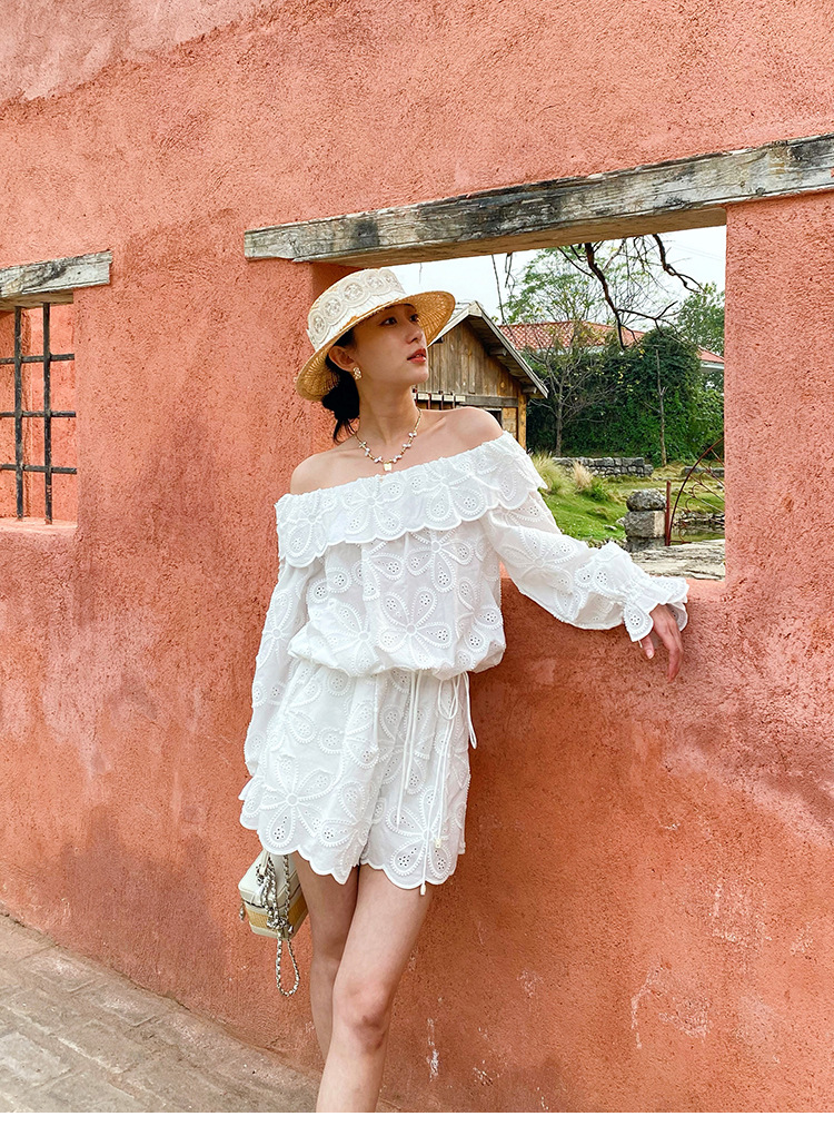 Women's French Embroidered Shorts Floral