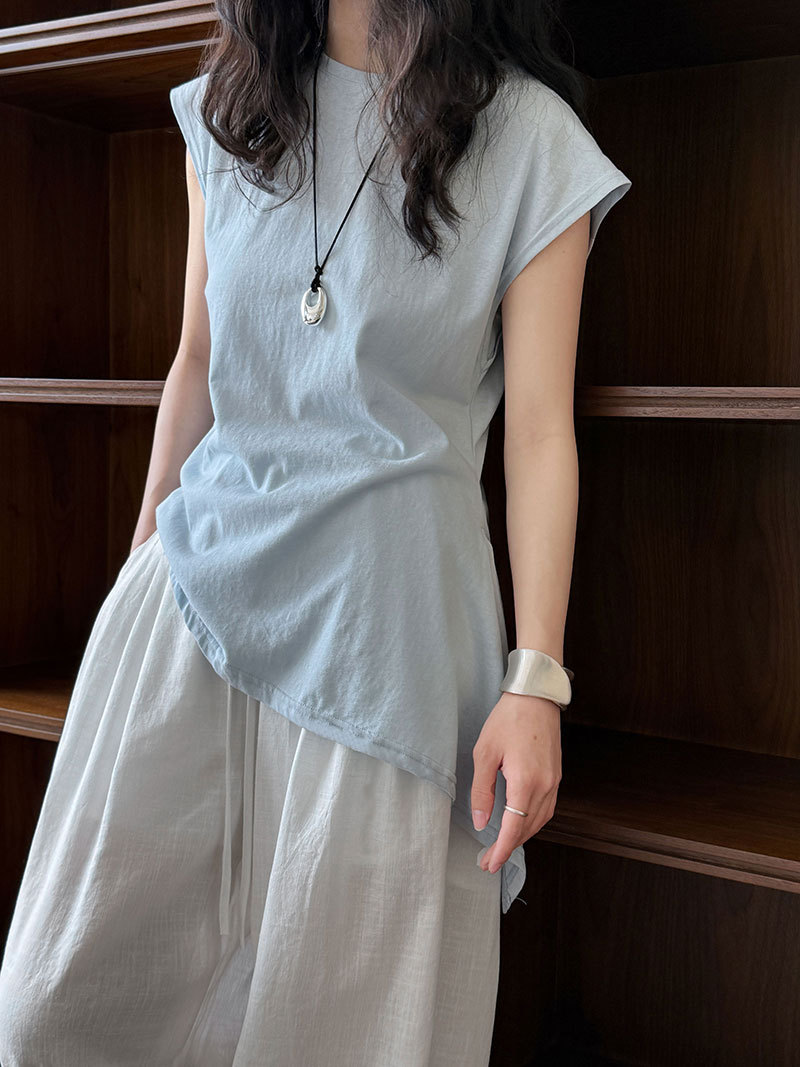 Minimalist Breathable Cotton Blend Womens Asymmetric Hem Cap Sleeve T Shirt