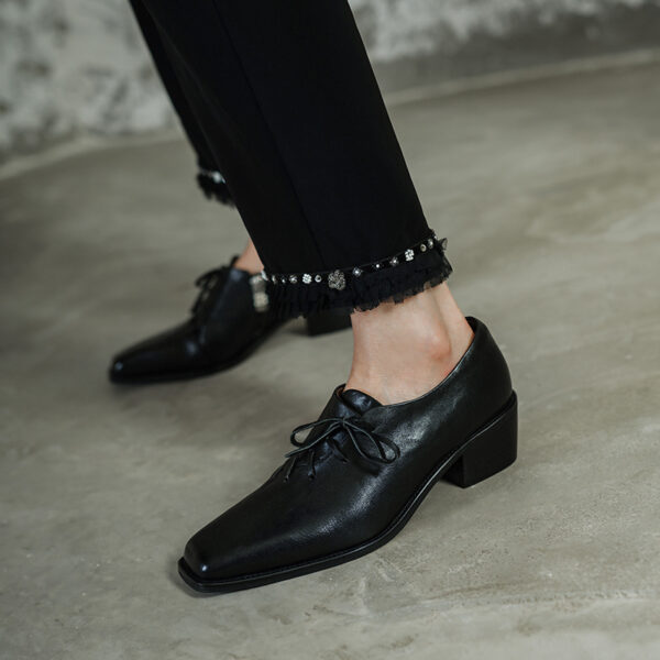 Timeless Washed Cowhide Womens Square Toe Block Heel Oxford Shoes