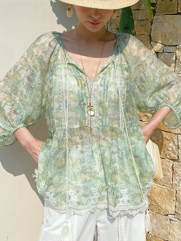 French Riviera Scalloped Lace Crinkled Linen Mix Womens Floral Blouse