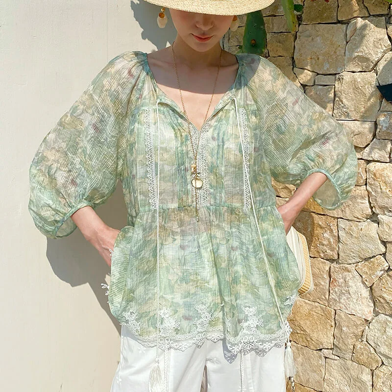French Riviera Scalloped Lace Crinkled Linen Mix Womens Floral Blouse