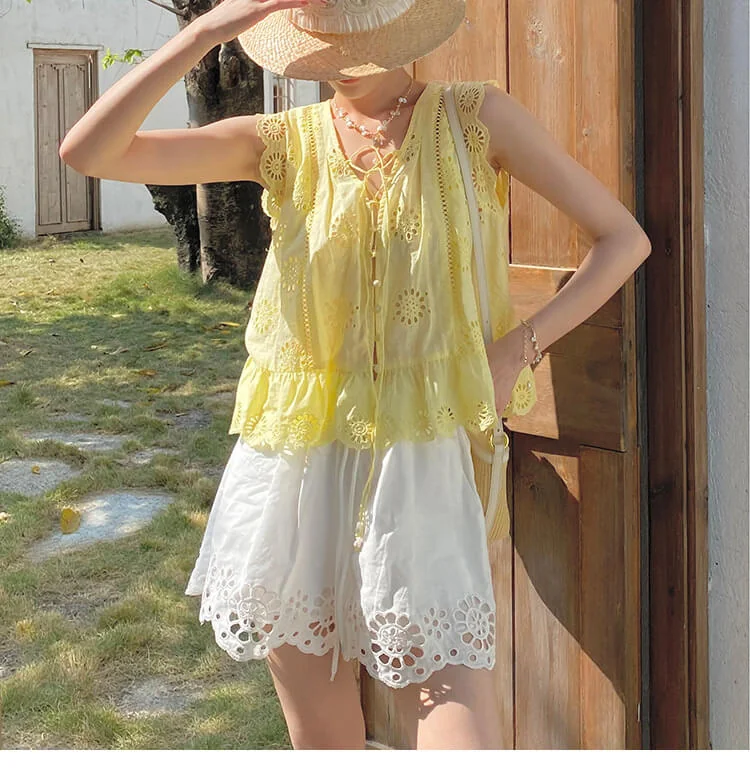 French Riviera Scalloped Broderie Anglaise Cotton Womens Blouse