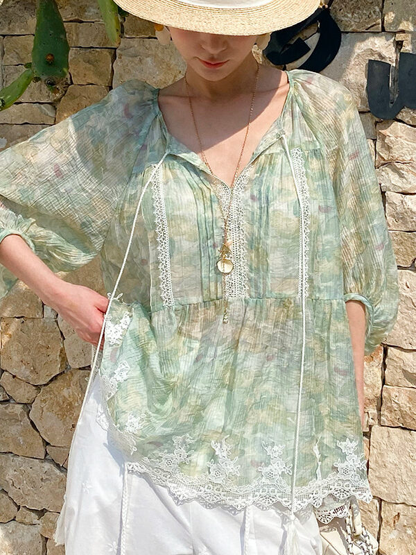 French Riviera Scalloped Lace Crinkled Linen Mix Womens Floral Blouse