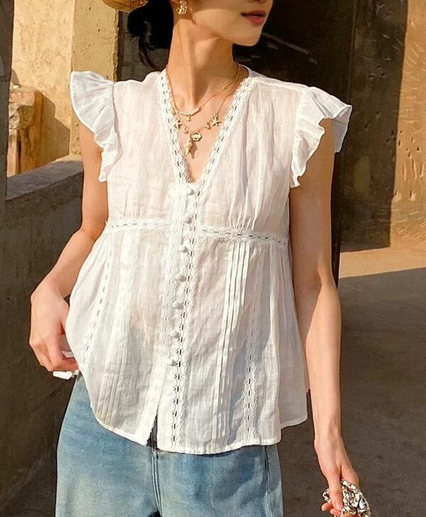 French Riviera Ramie Lace Trim Ruffled V Neck Womens Sleeveless Blouse