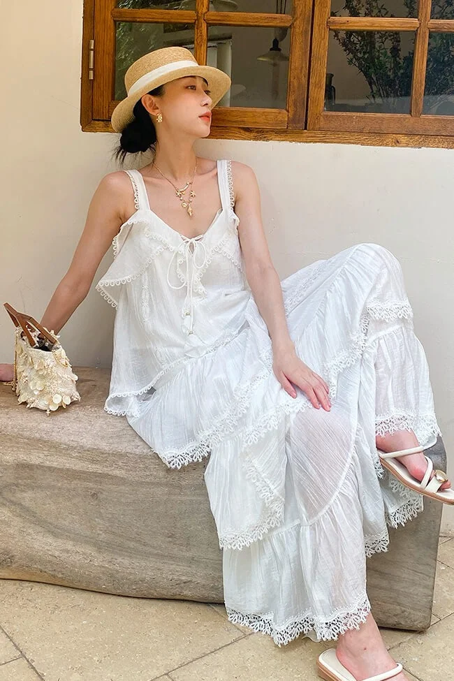 French Riviera Breathable Lyocell Scalloped Lace Trim Womens Cami Top