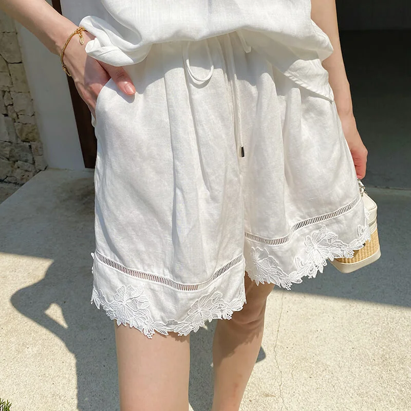 French Riviera Linen Lyocell Scalloped Embroidered Womens Shorts