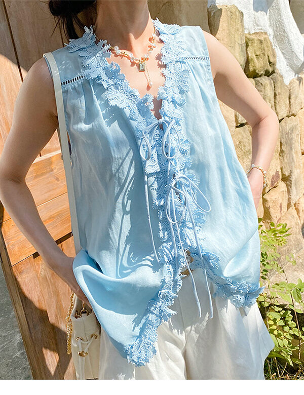 French Riviera Scalloped Lace Lyocell Linen Womens Sleeveless Blouse