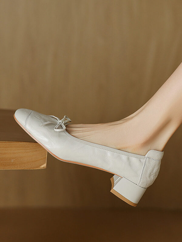 Timeless Classic Waxed Lambskin Bow Square Toe Womens Ballet Pumps
