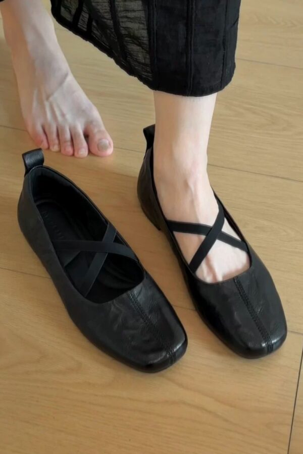 Classic Crinkled Lambskin Womens Square Toe Cross Strap Ballet Flats