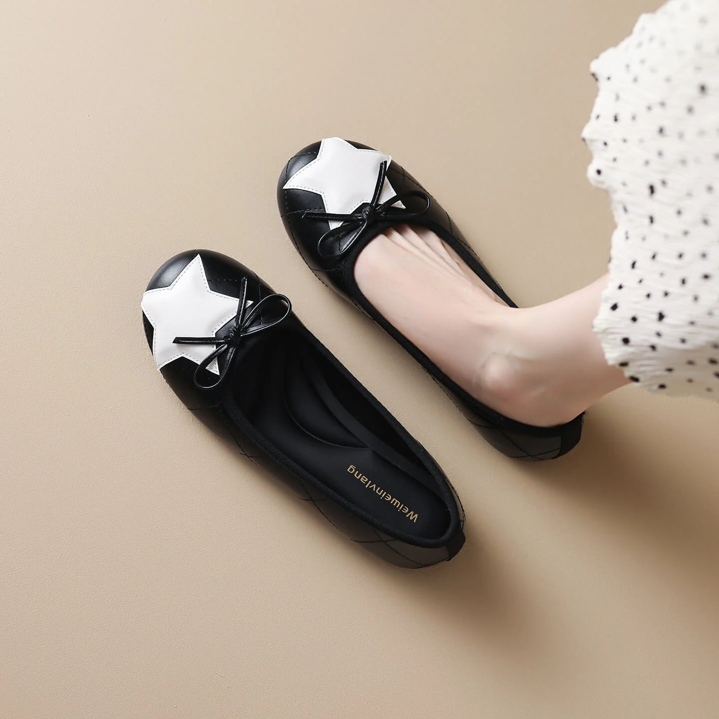 Timeless Classic Quilted Lambskin Colour Block Bow Womens Ballet Flats