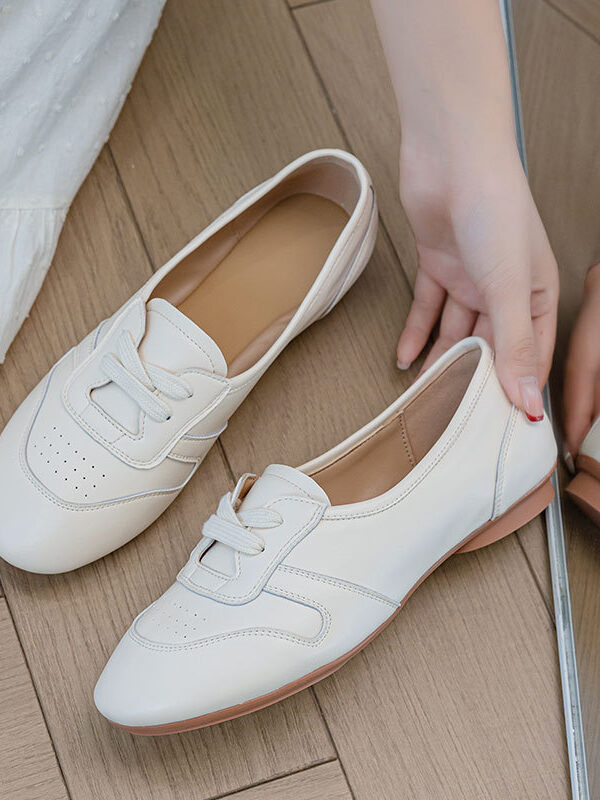 Casual Chic Perforated Sheepskin Leather Womens Flat Mary Janes